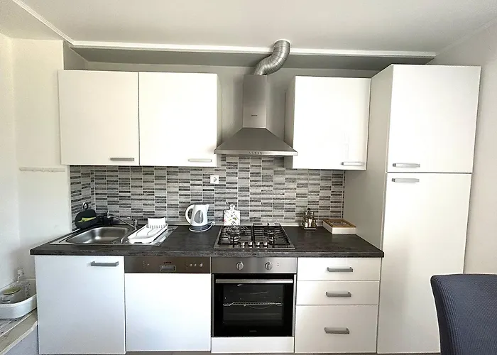 Tena شقة Kukuljanovo